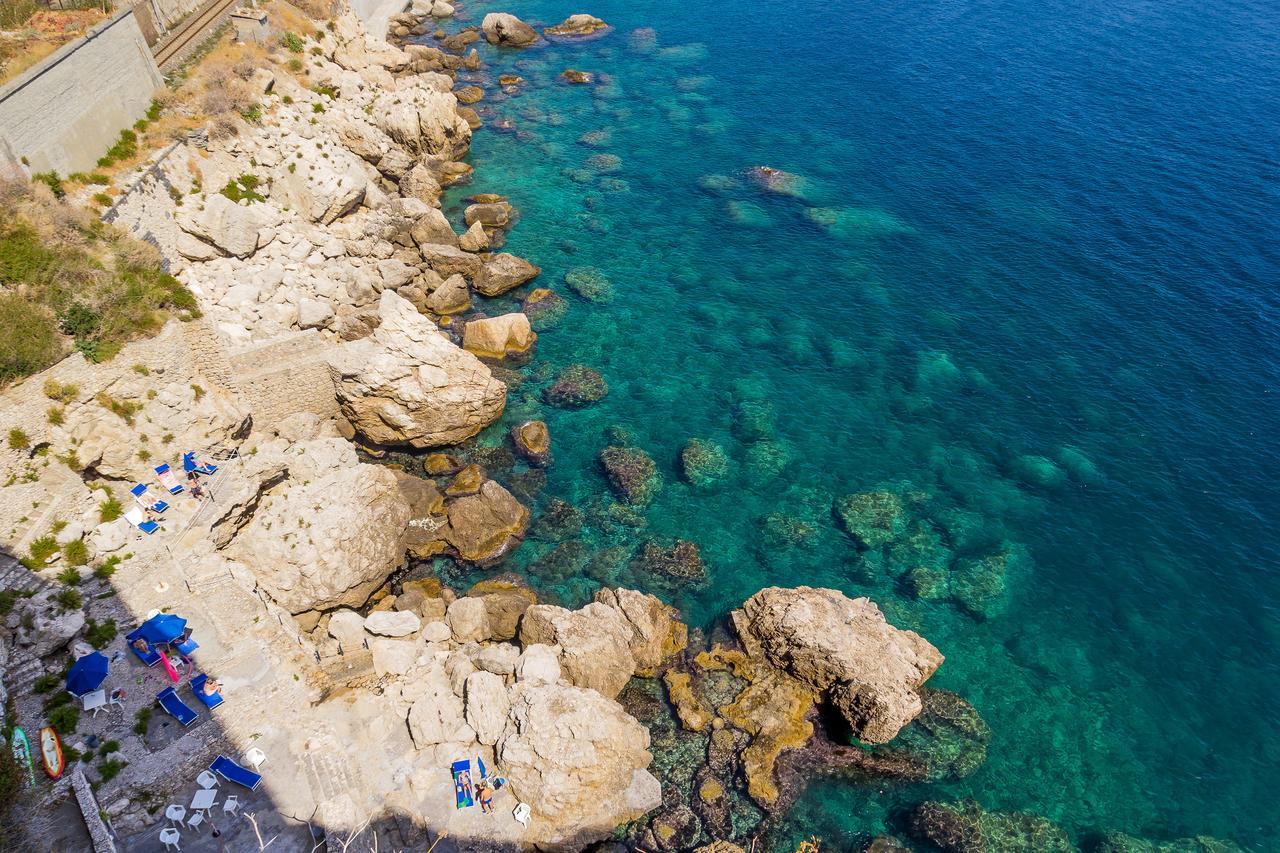 Sea Life - Taormina Apartment Ngoại thất bức ảnh